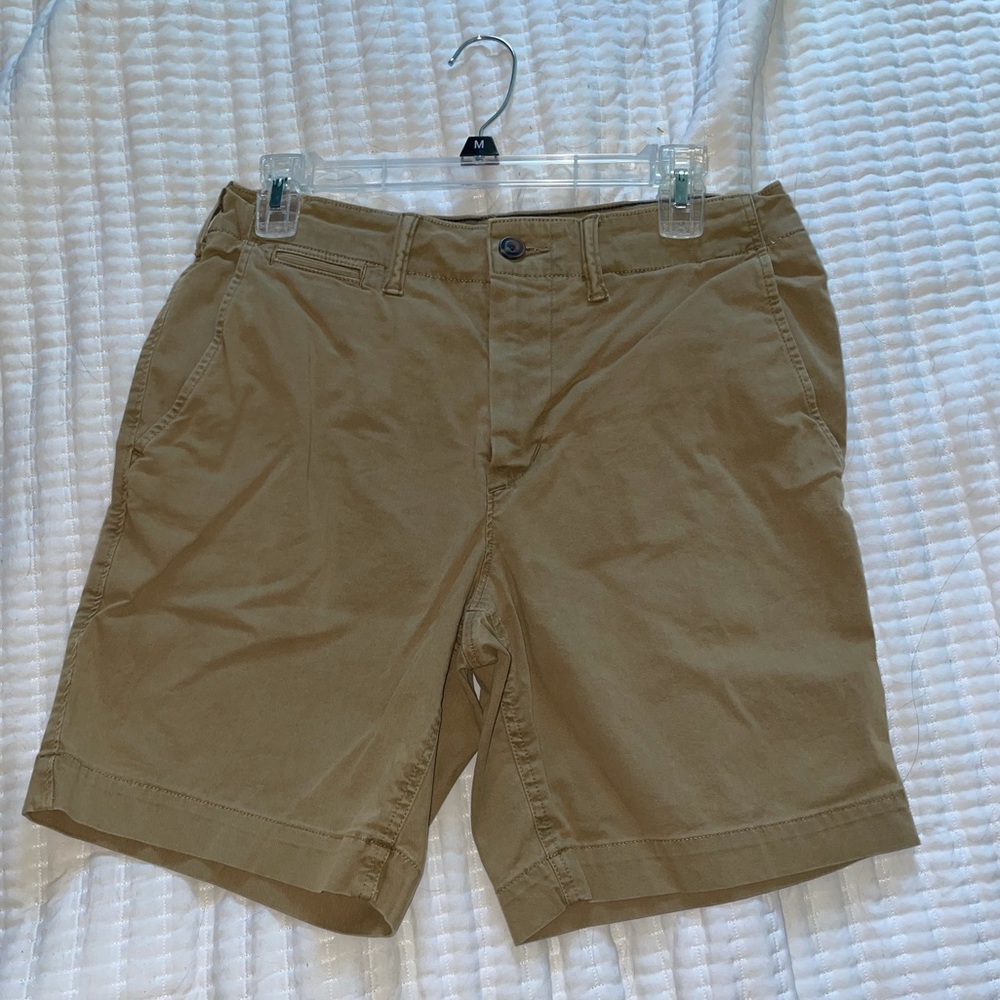 American Eagle Classic Shorts size 30